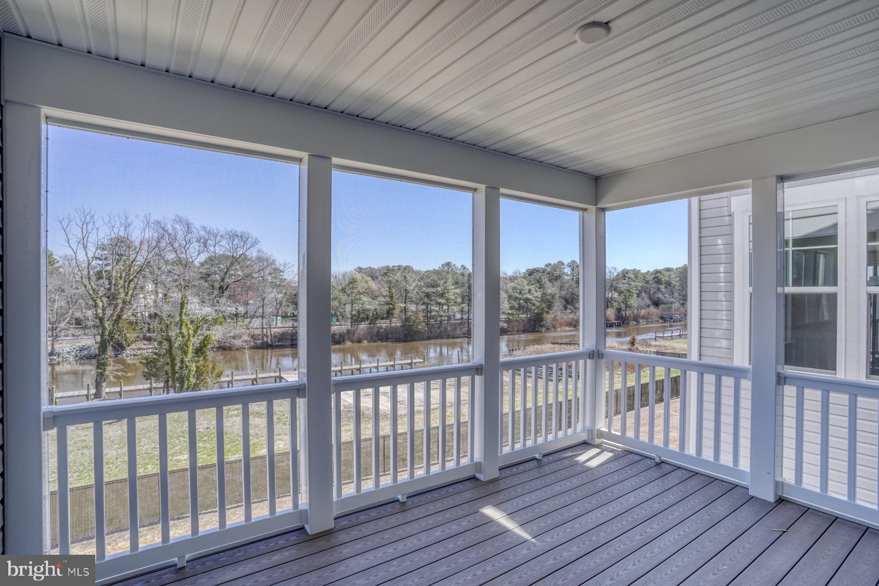 OYSTER HOUSE VILLAGE - Residential