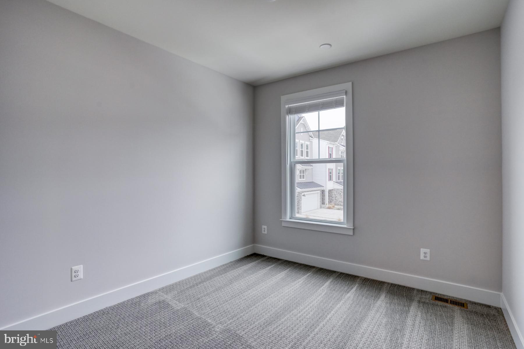 OYSTER HOUSE VILLAGE - Residential