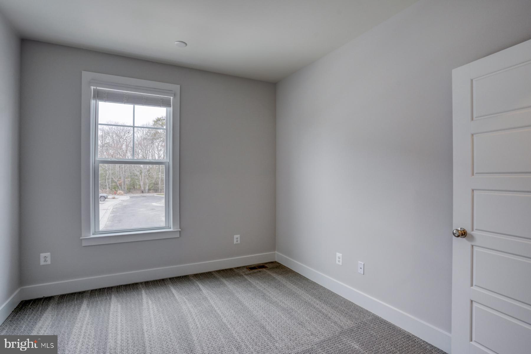 OYSTER HOUSE VILLAGE - Residential