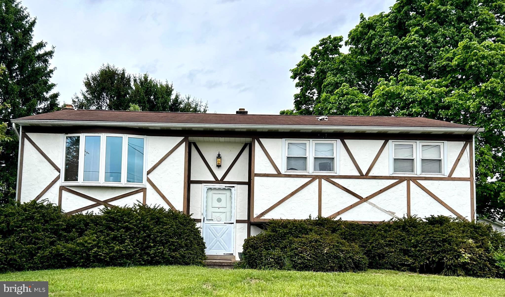 42 MULBERRY COURT
