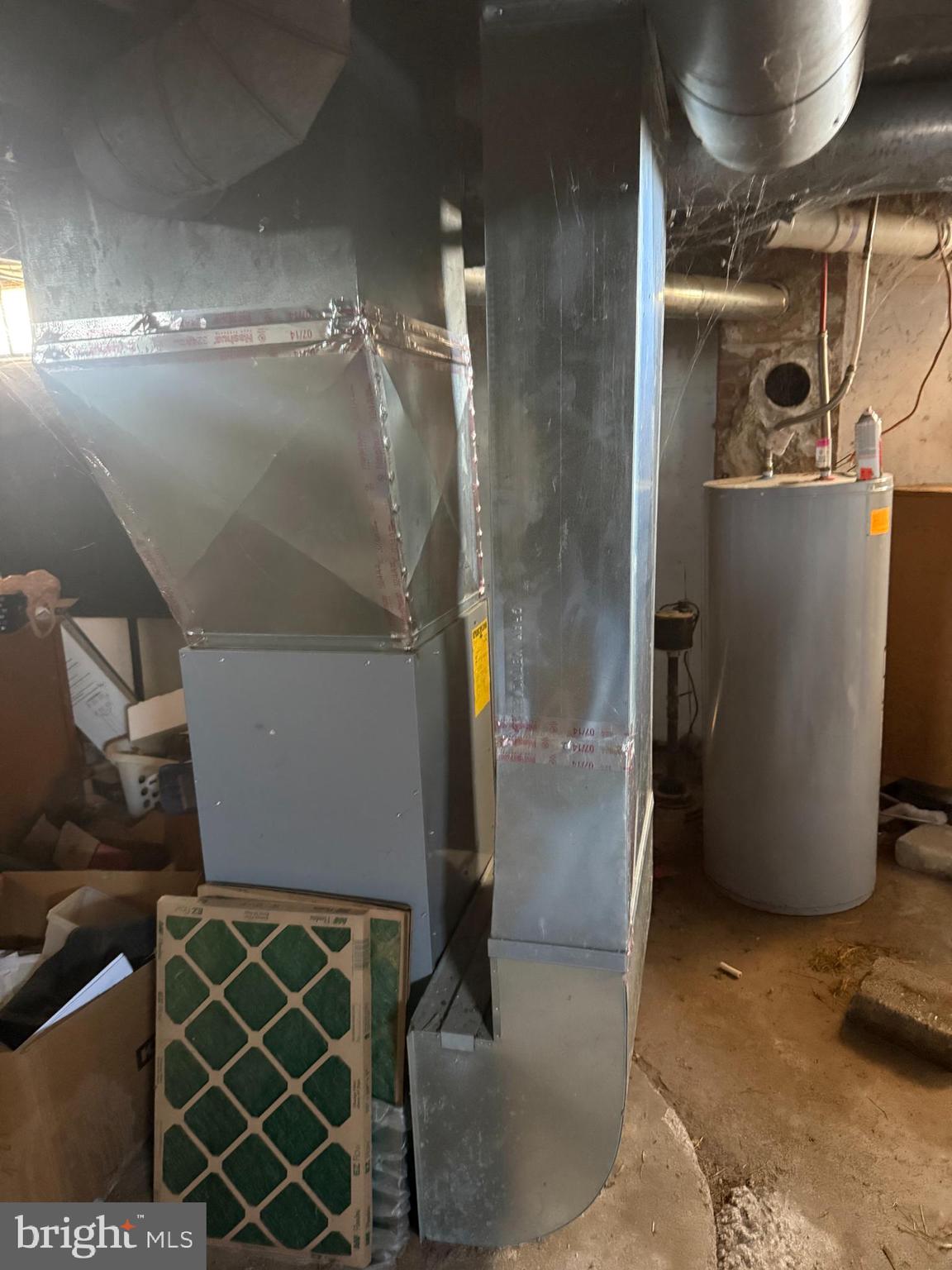 5933 LINCOLN HIGHWAY W