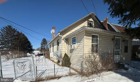 5933 LINCOLN HIGHWAY W THOMASVILLE PA 17364