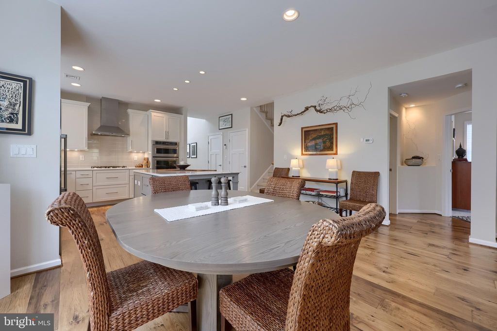 Photo of 464 Resolution Drive, LITITZ, PA 17543 (MLS # PALA2076306)