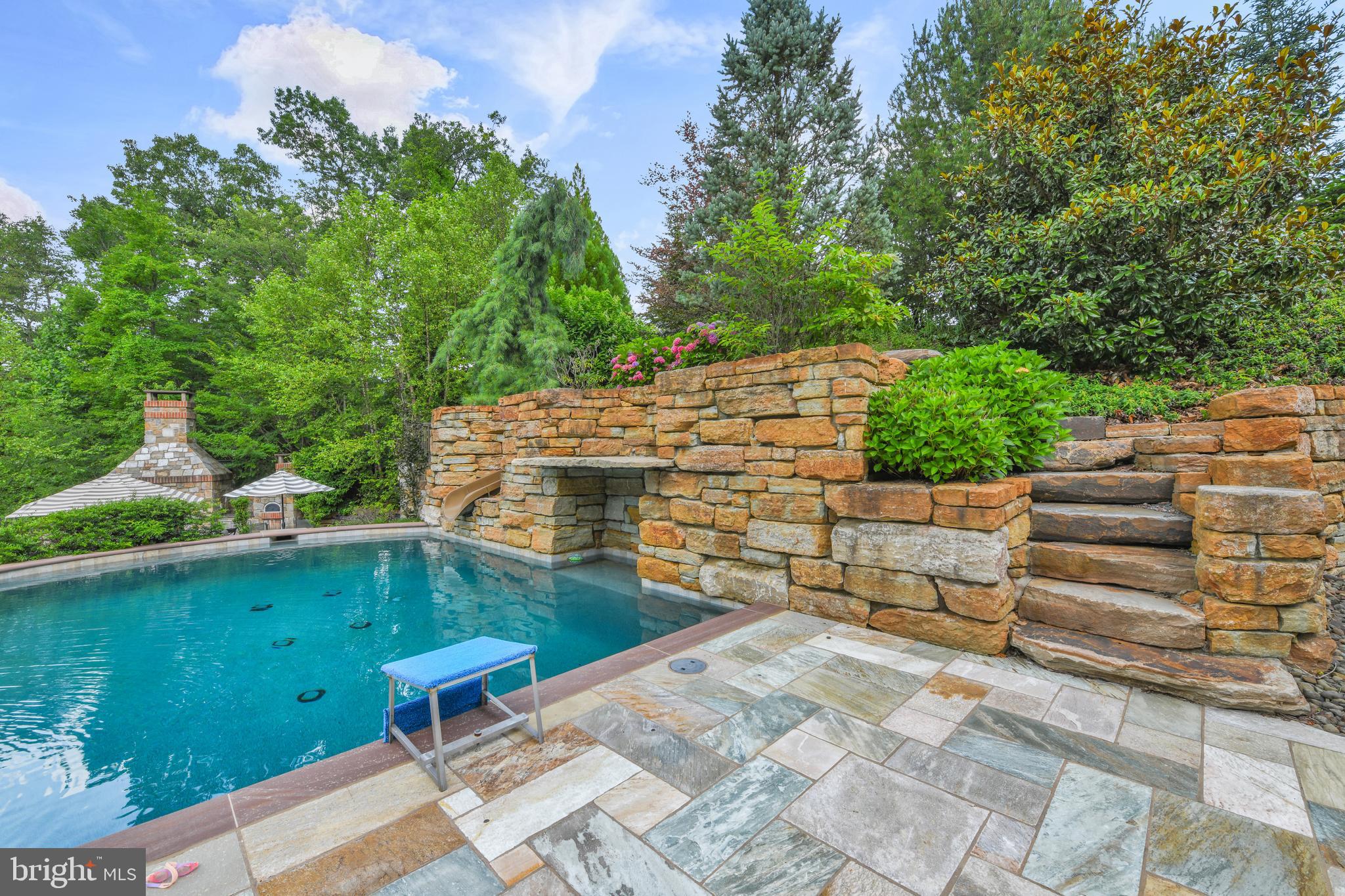 STONEHILL - Residential