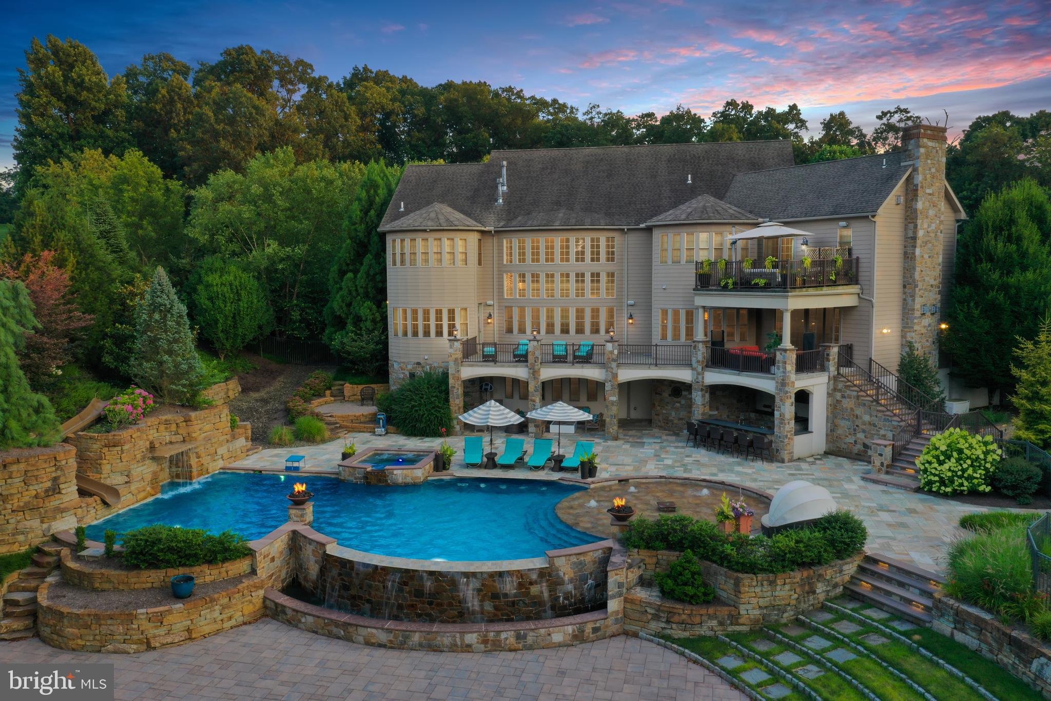 STONEHILL - Residential