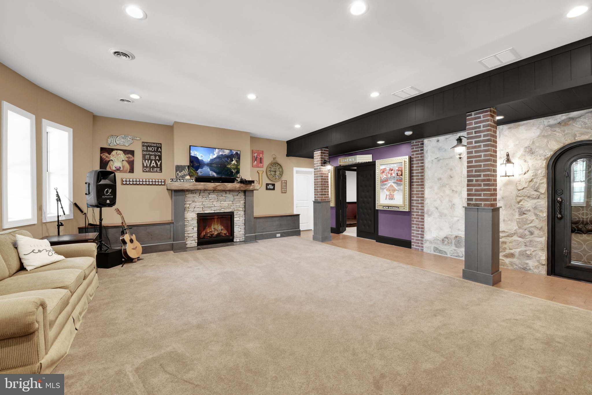 STONEHILL - Residential