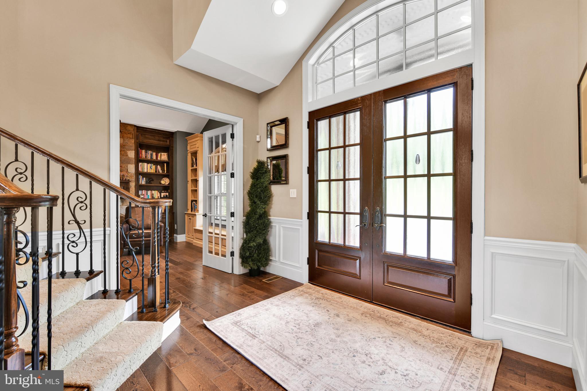 32 STONEHILL DRIVE