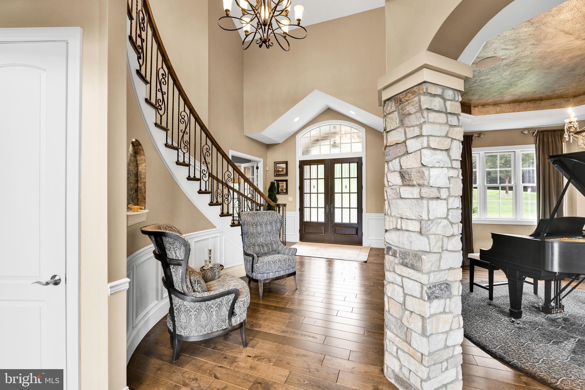 STONEHILL - Residential