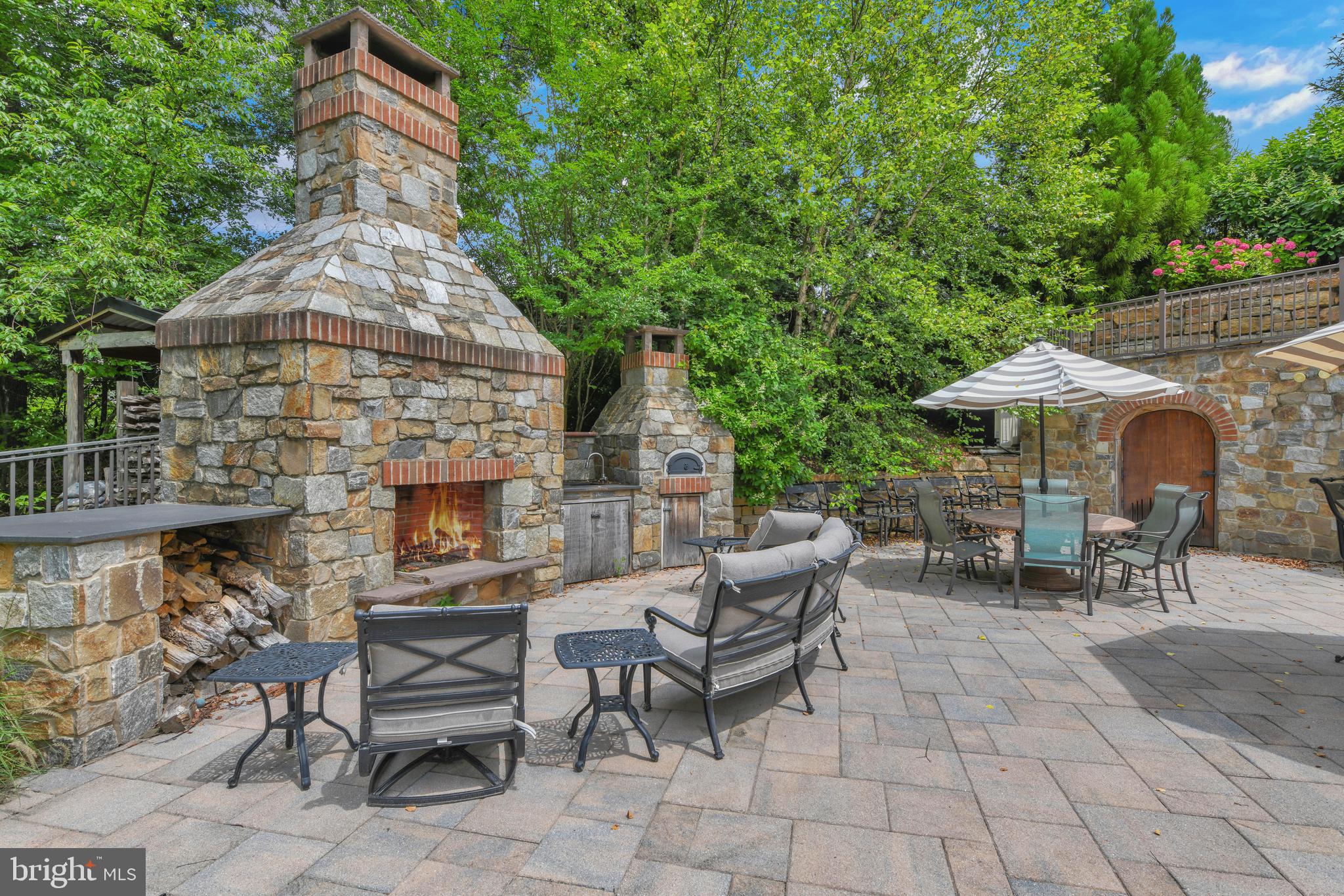 STONEHILL - Residential