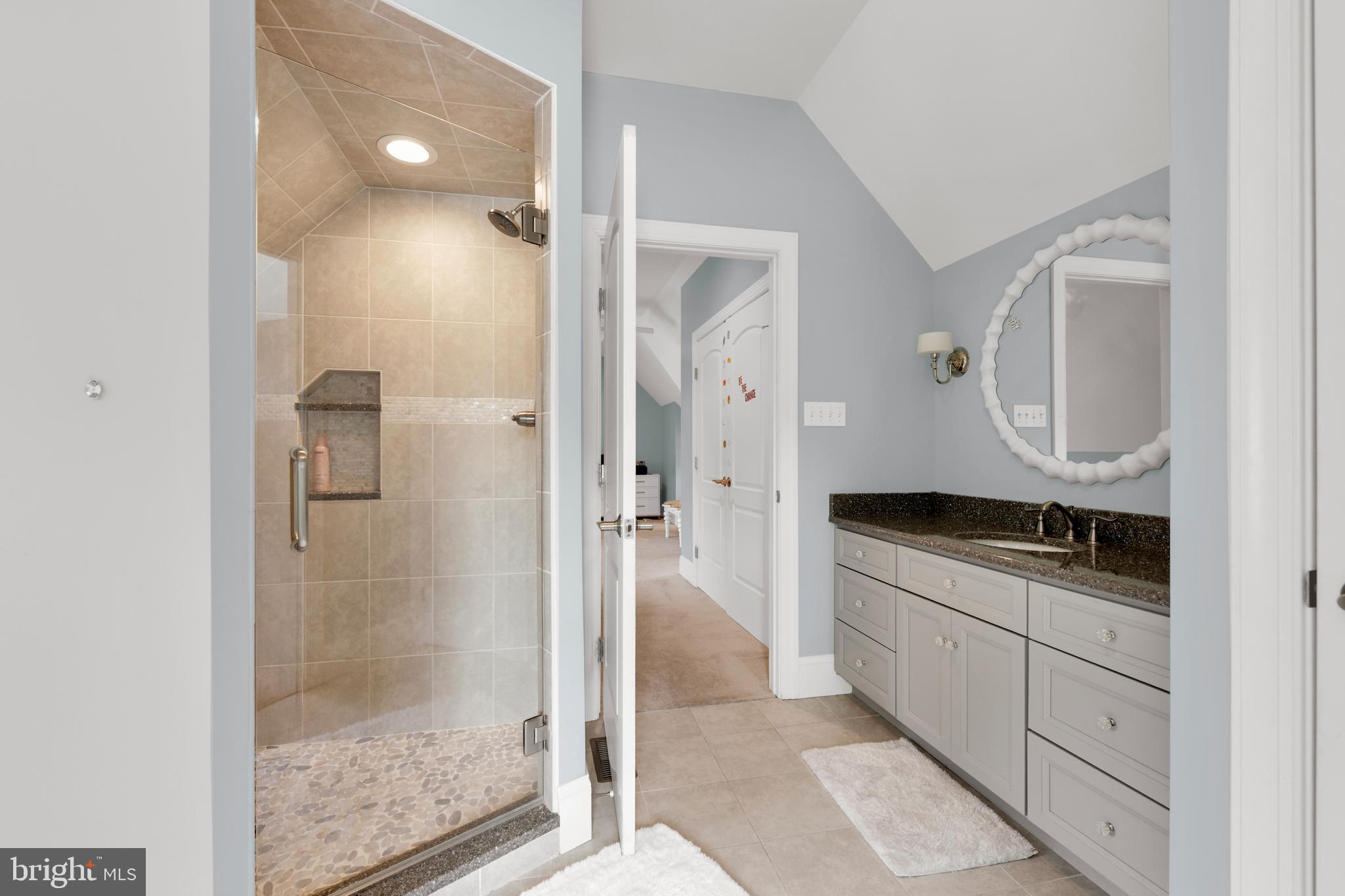 STONEHILL - Residential