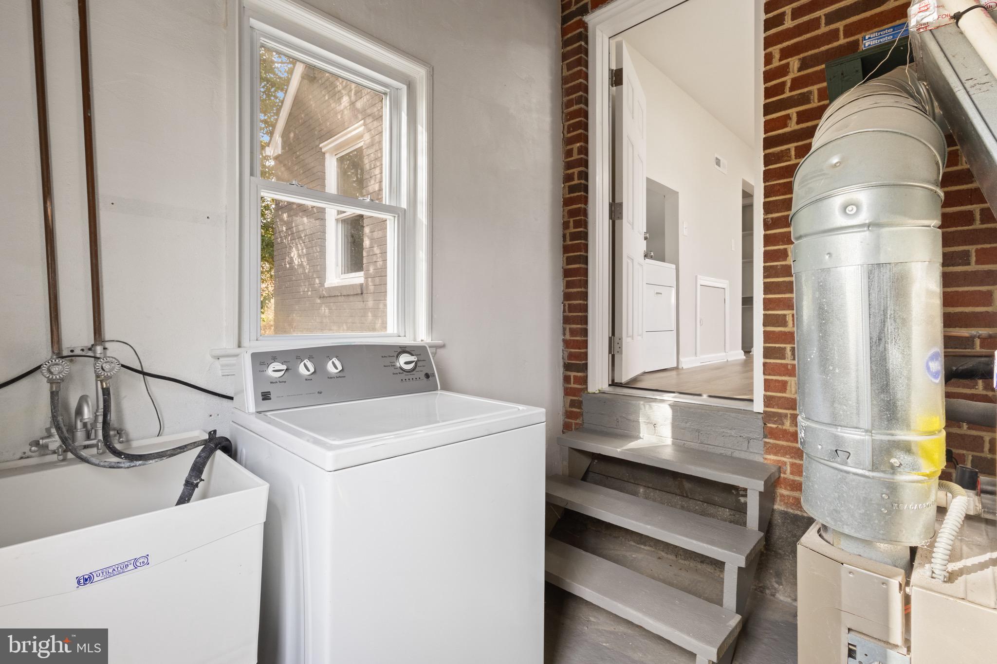 OLE LONGFIELD - Residential