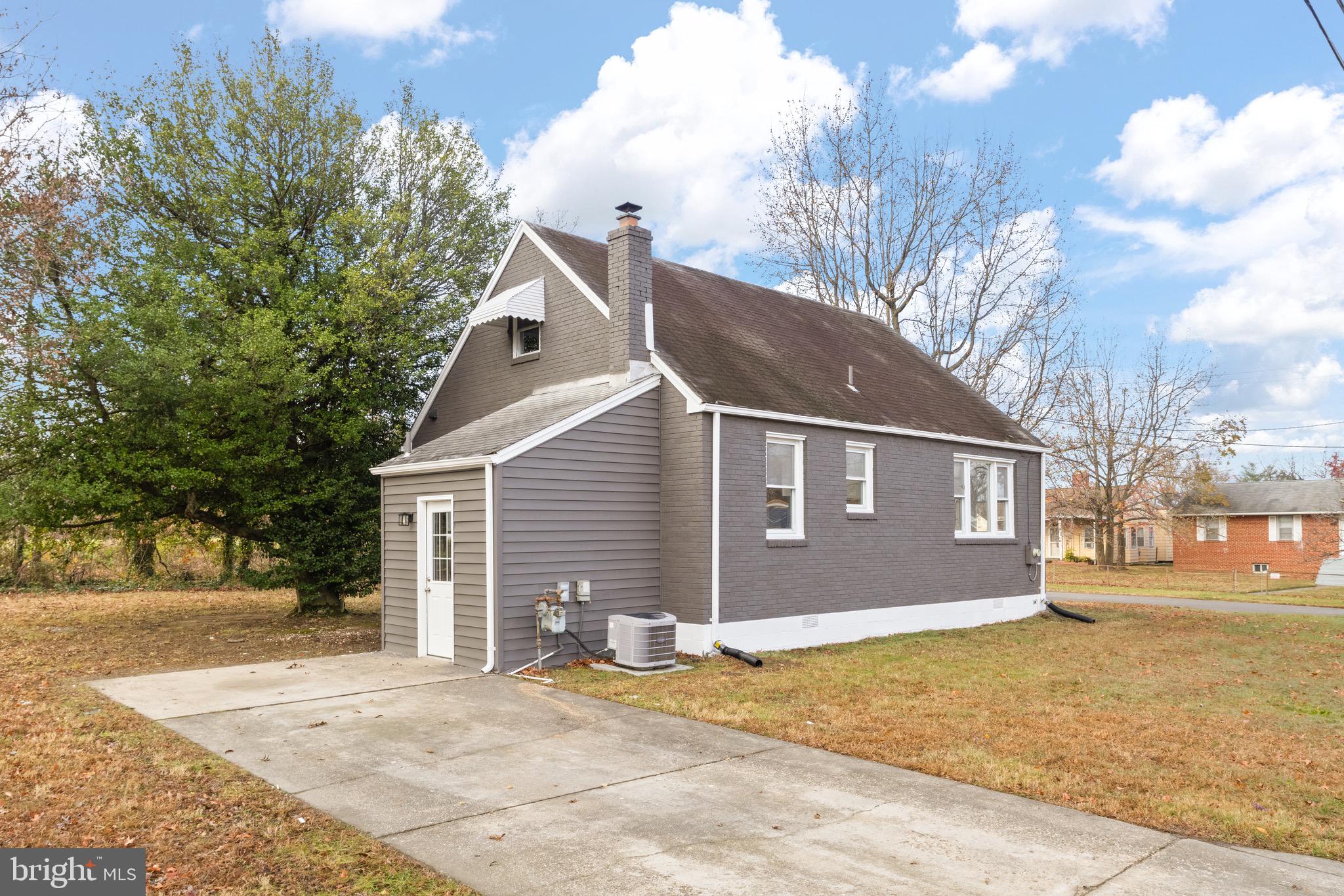 OLE LONGFIELD - Residential