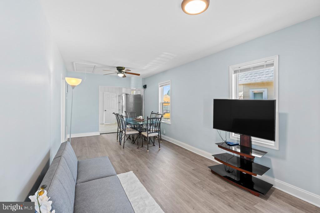 HILLCREST - Residential