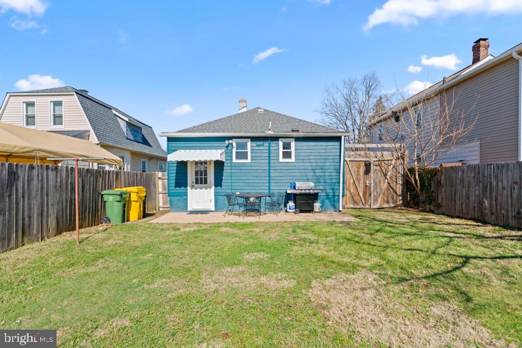 HILLCREST - Residential