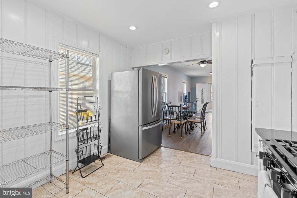 HILLCREST - Residential