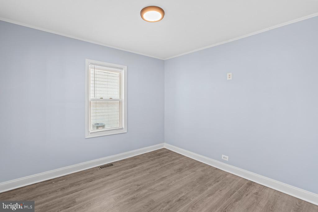 HILLCREST - Residential