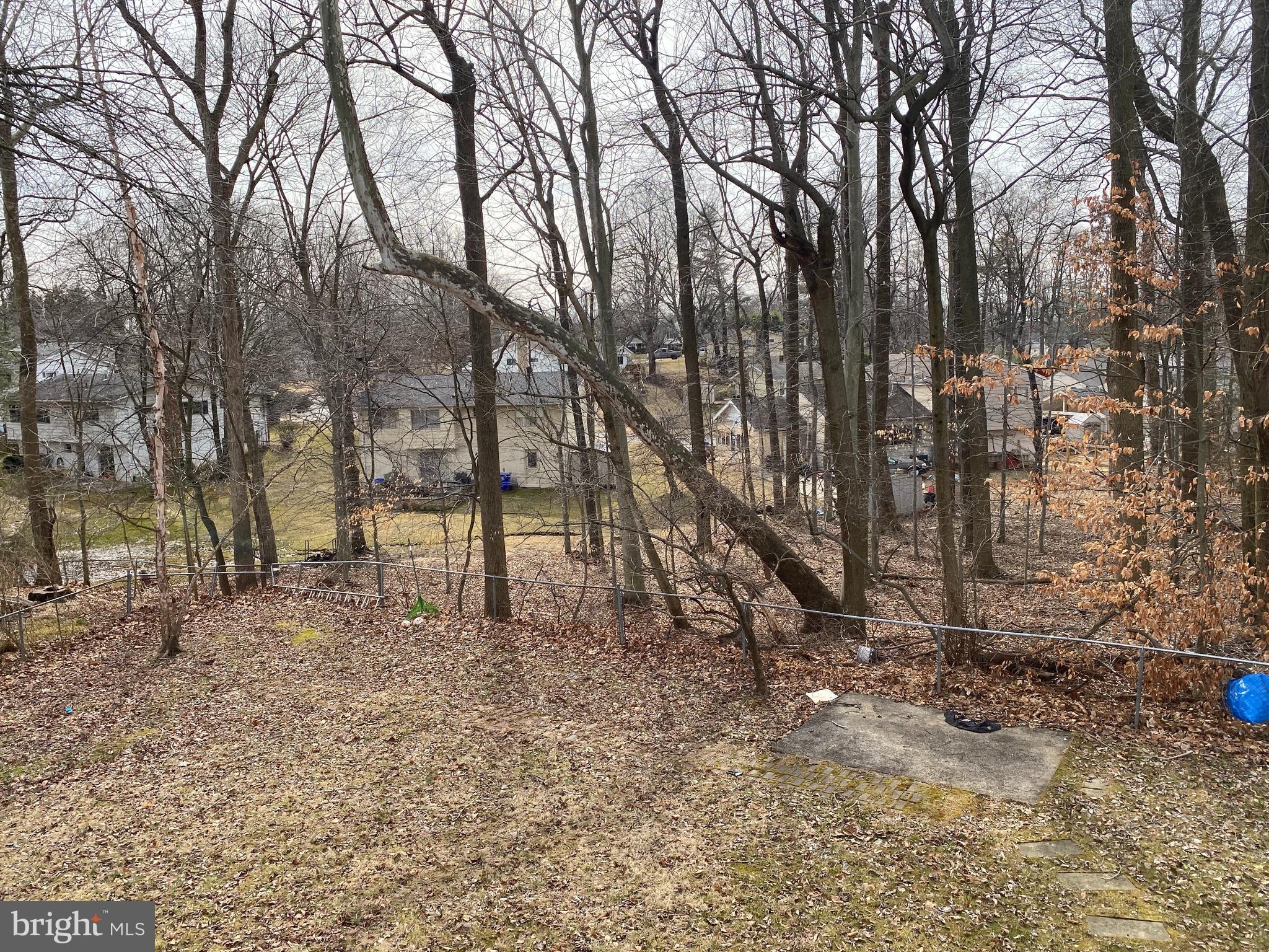 BEL PRE WOODS - Residential