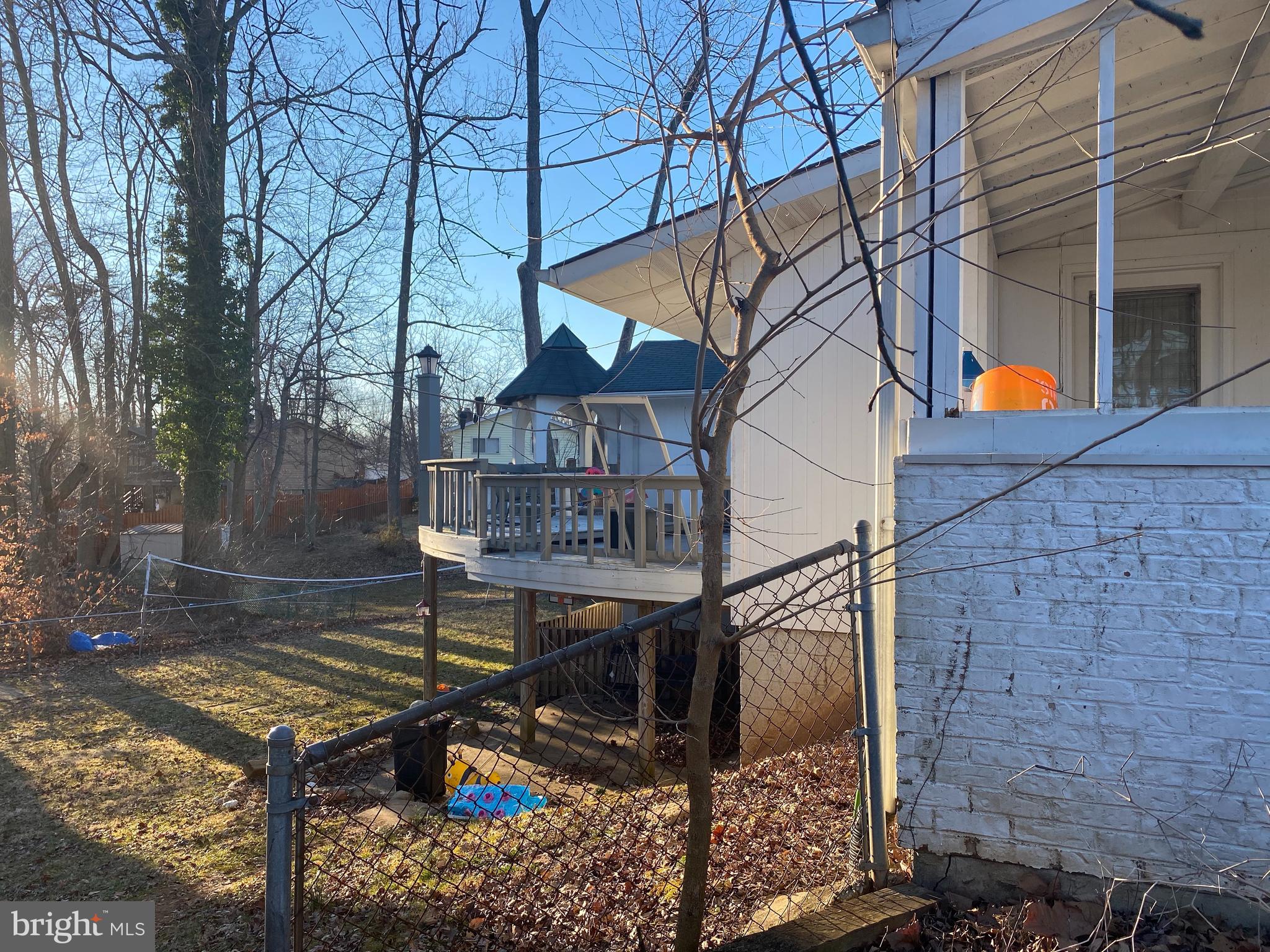 BEL PRE WOODS - Residential