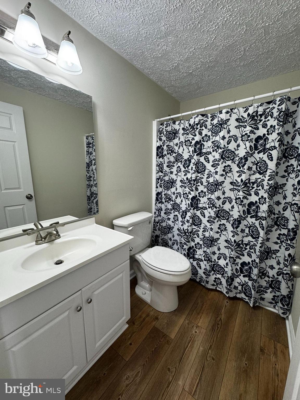 FARMBROOK - Residential Lease