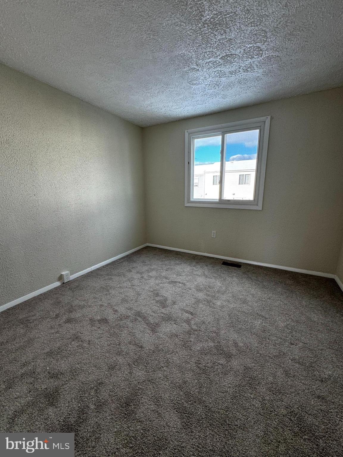 FARMBROOK - Residential Lease