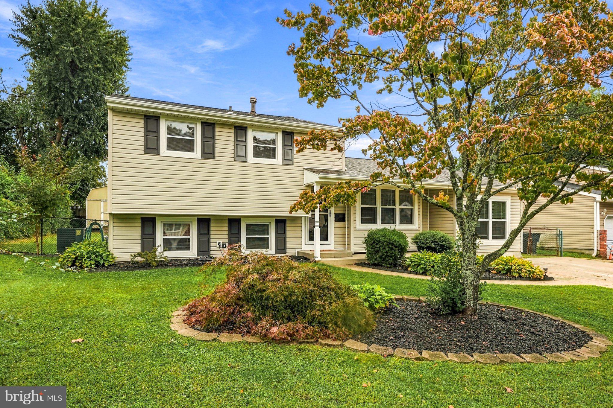 948 LOIS DRIVE