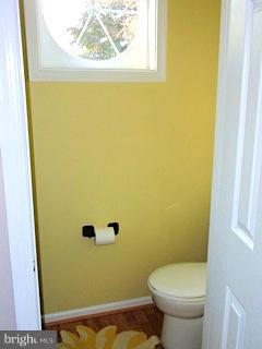 CROFTON VILLAGE - Residential Lease