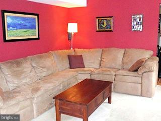 CROFTON VILLAGE - Residential Lease