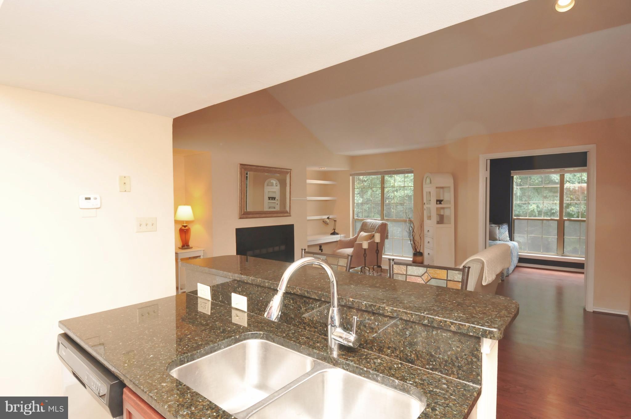 PENDERBROOK SQUARE CONDOMINIUMS - Residential Lease