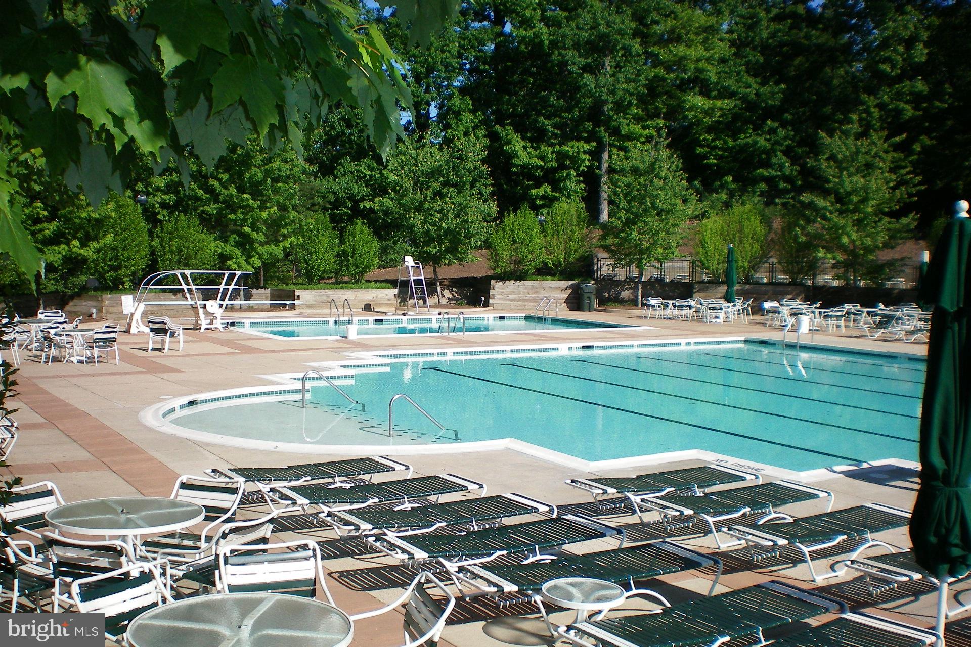 PENDERBROOK SQUARE CONDOMINIUMS - Residential Lease