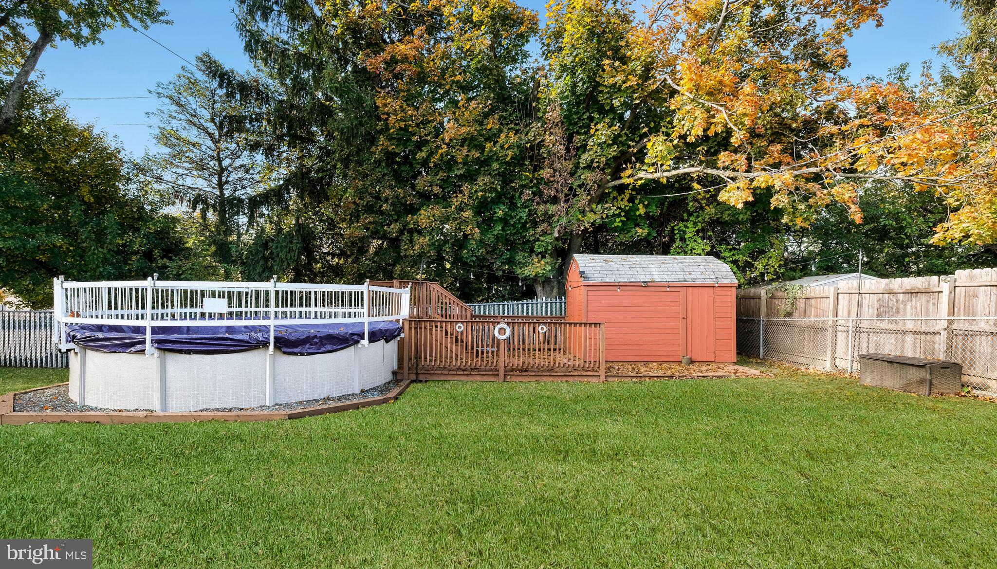 HIGH MEADOW - Residential