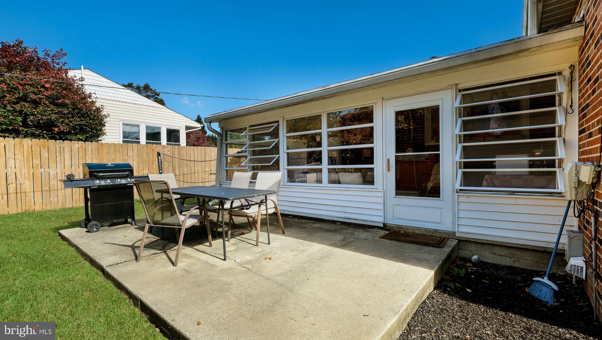 HIGH MEADOW - Residential