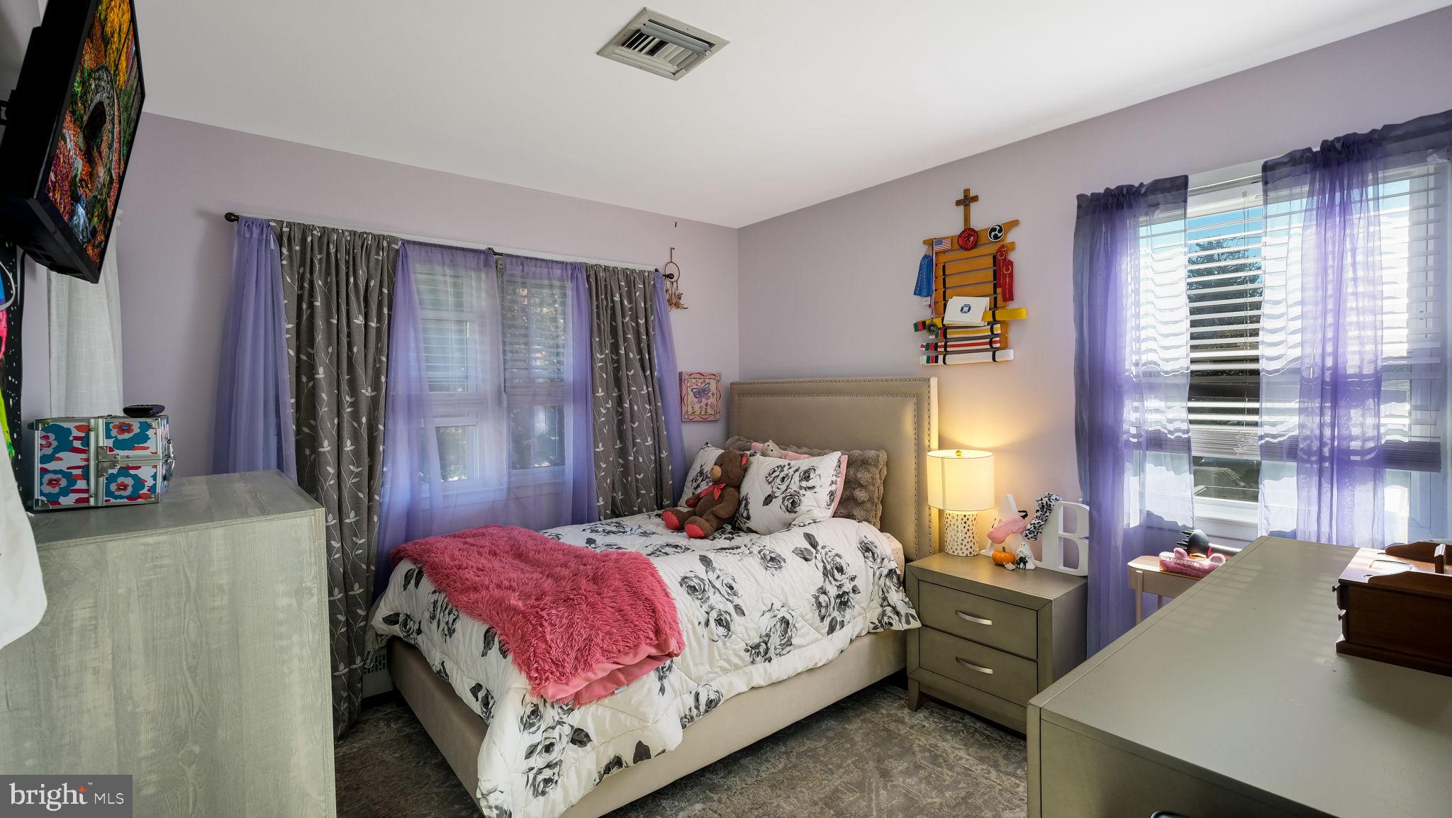 HIGH MEADOW - Residential