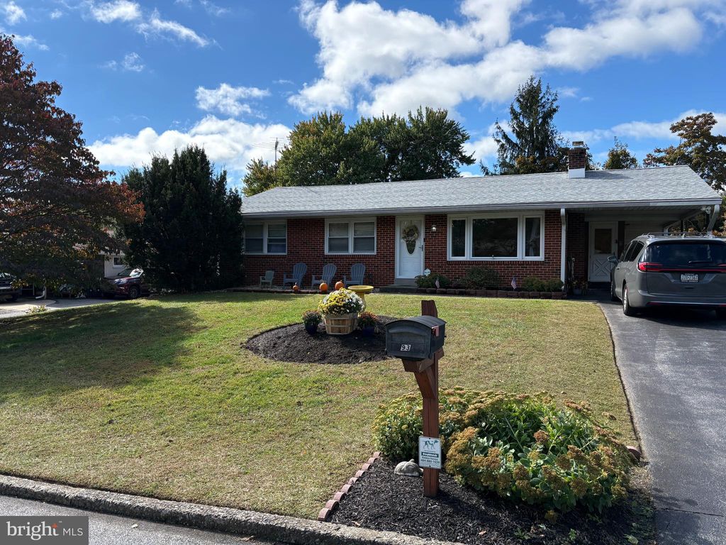 Photo of 93 Patricia Place, MEDIA, PA 19063 (MLS # PADE2102432)