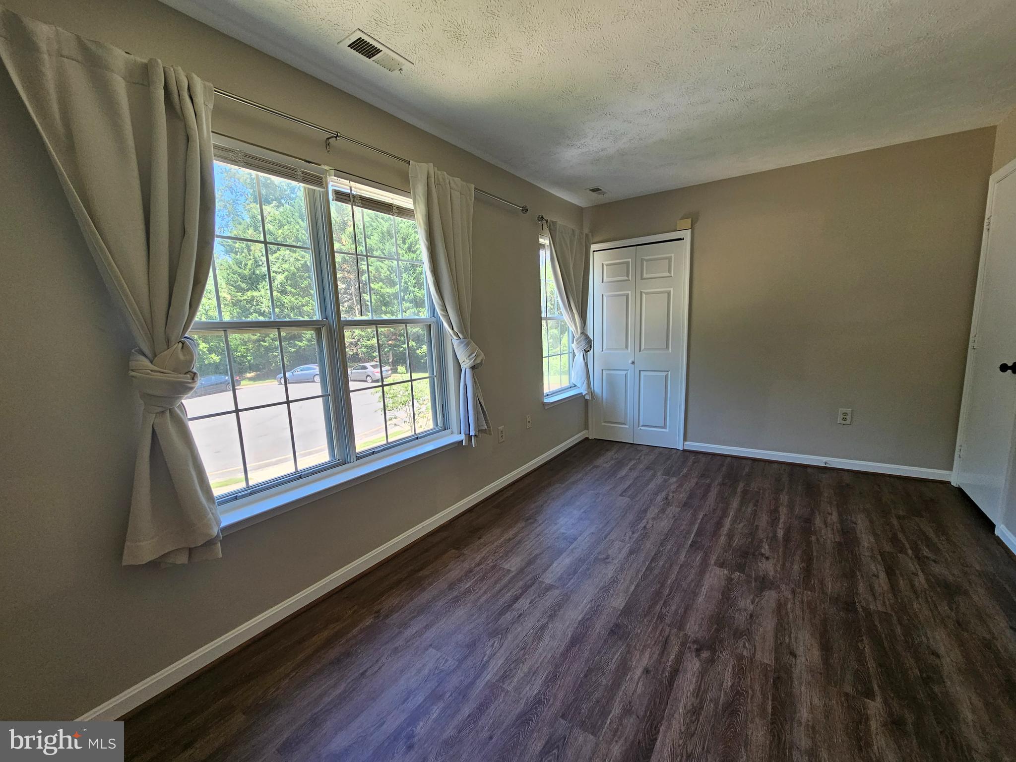 CABIN CREEKWOOD - Residential Lease