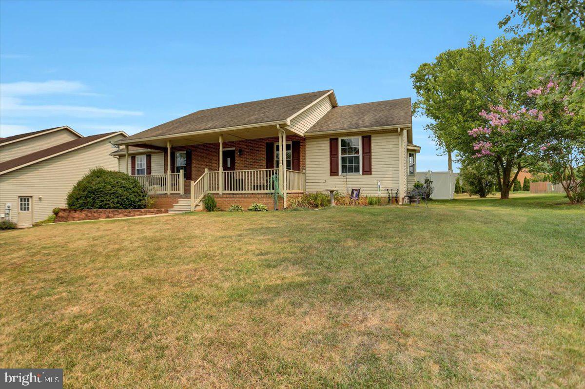 FAIRWAY MEADOWS - Residential