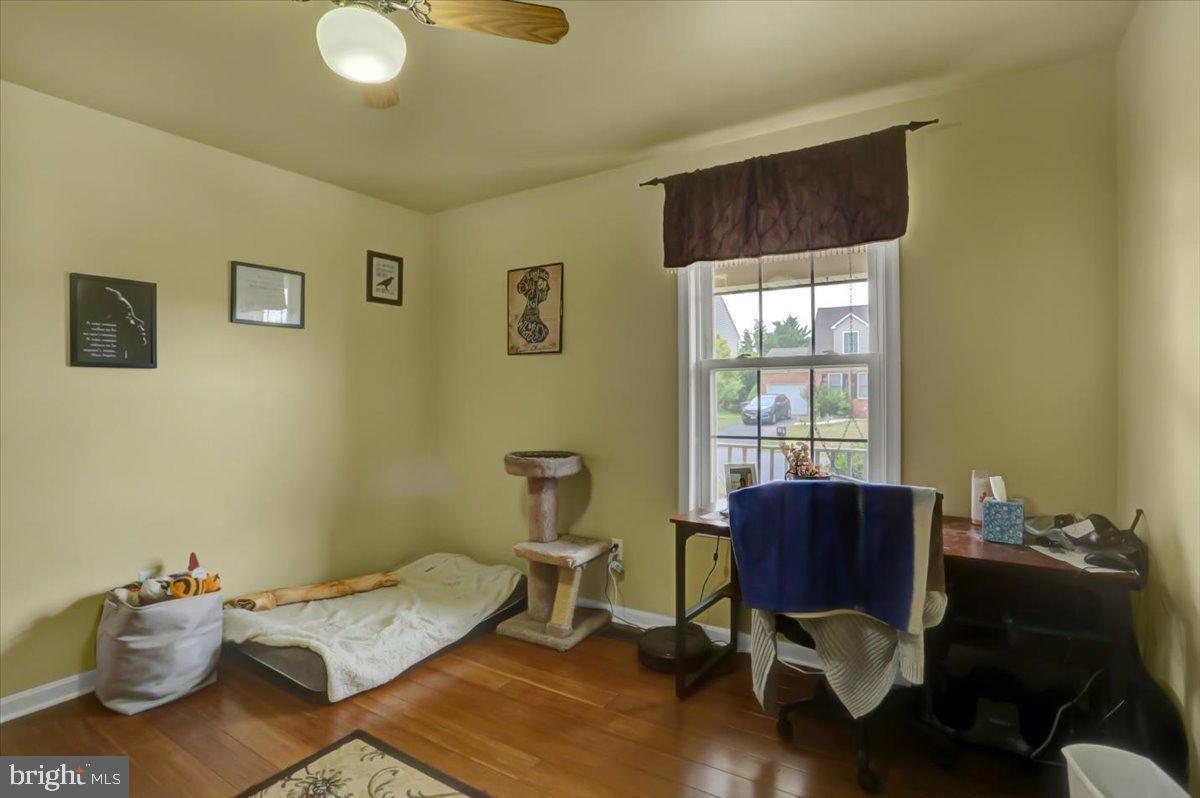 FAIRWAY MEADOWS - Residential