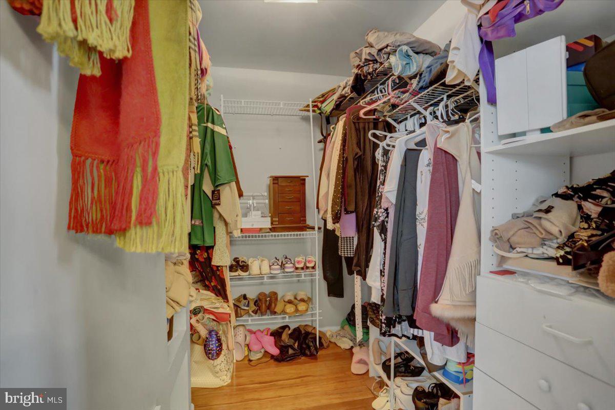 FAIRWAY MEADOWS - Residential