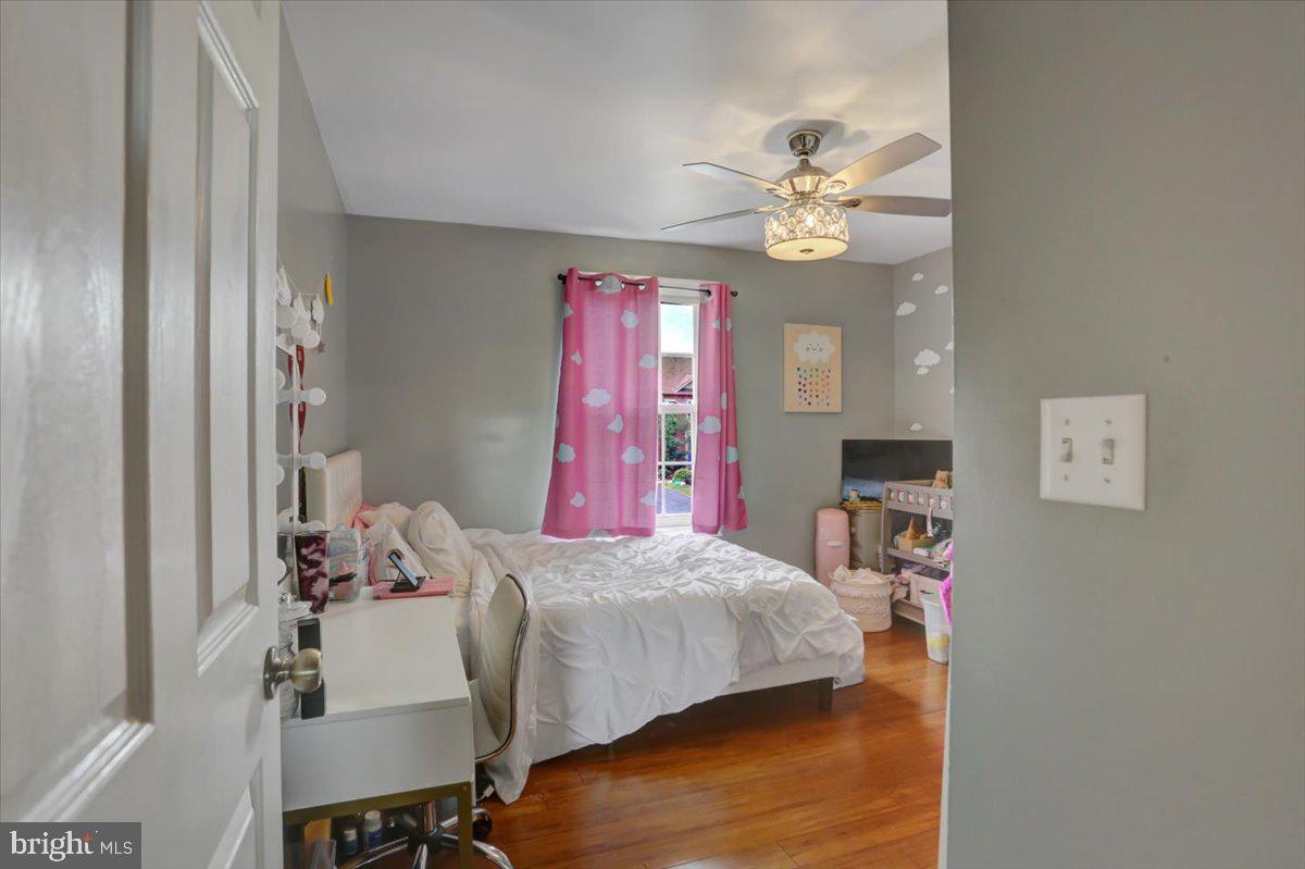 FAIRWAY MEADOWS - Residential