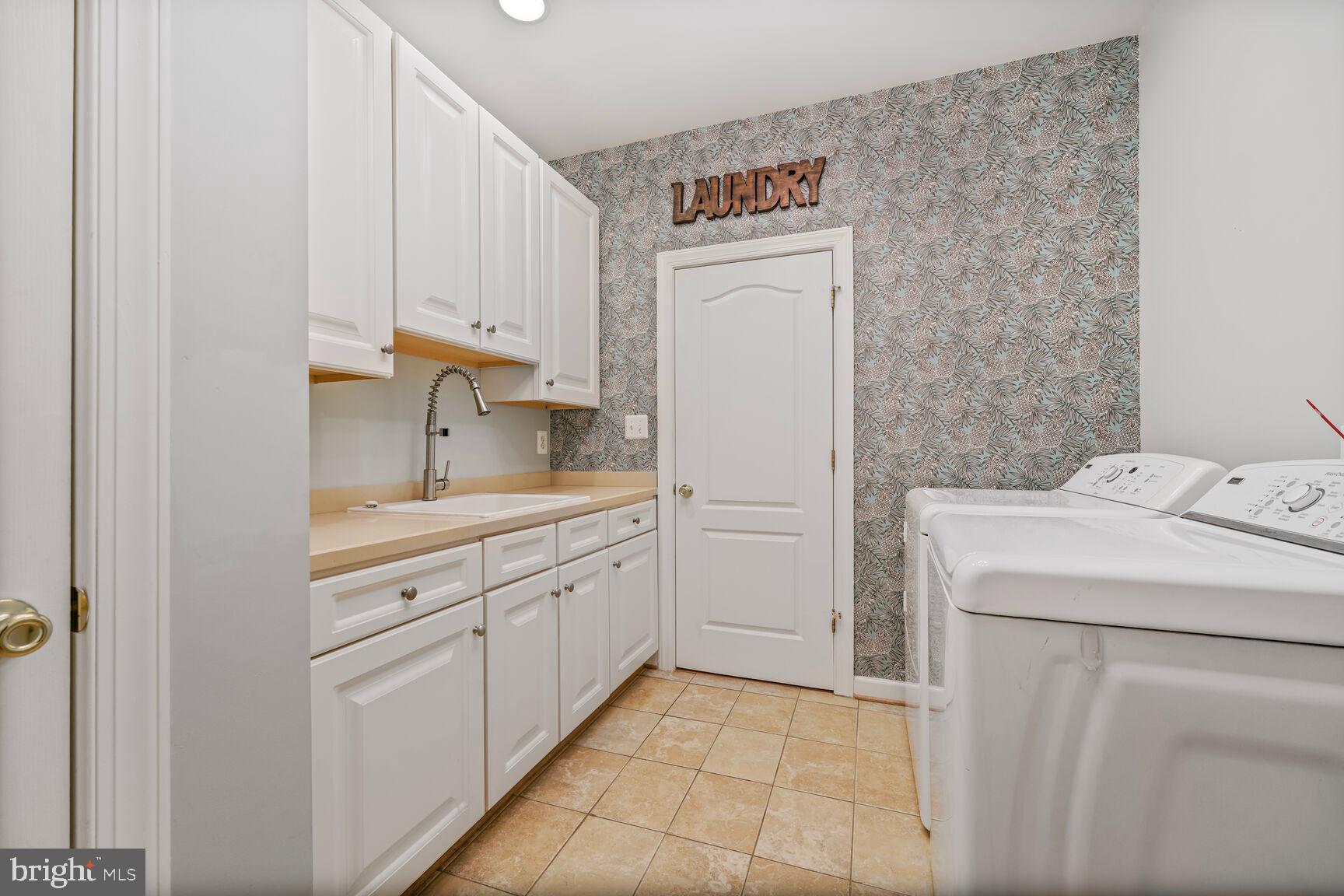 MONTICELLO - Residential