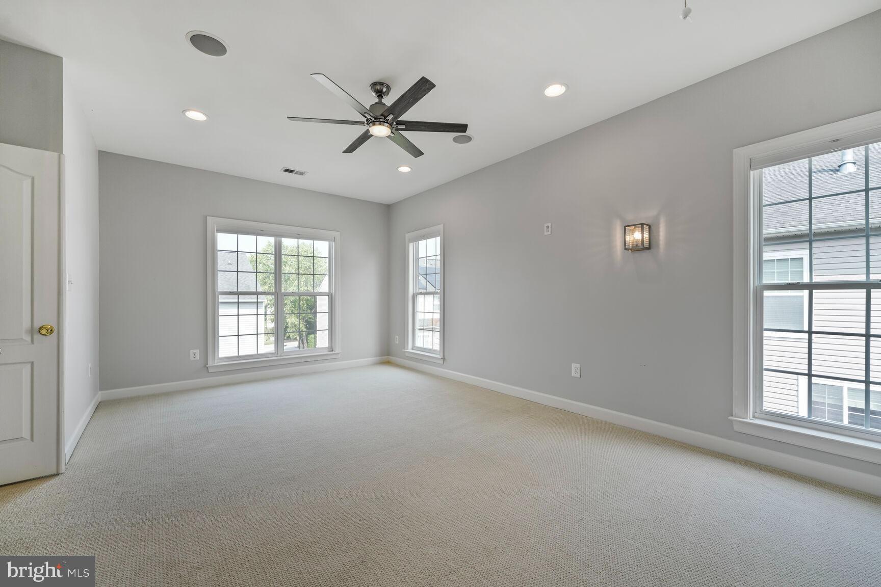 MONTICELLO - Residential