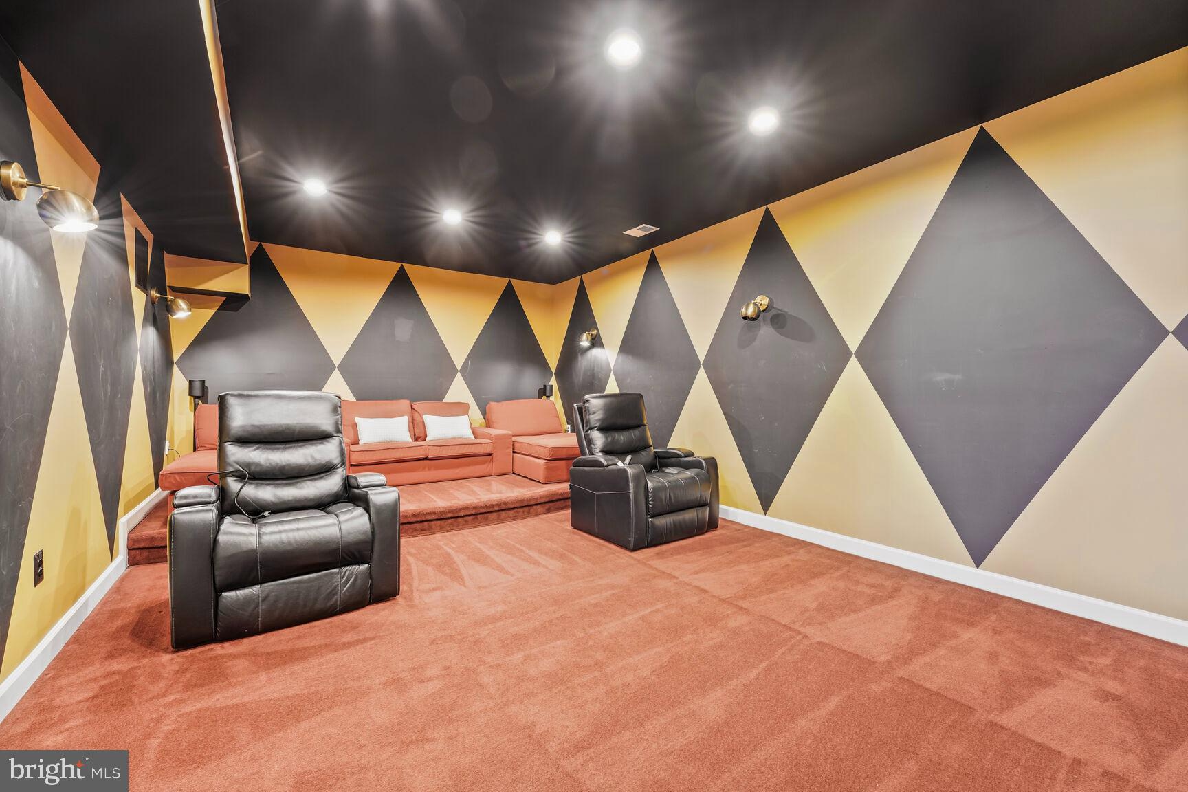 MONTICELLO - Residential