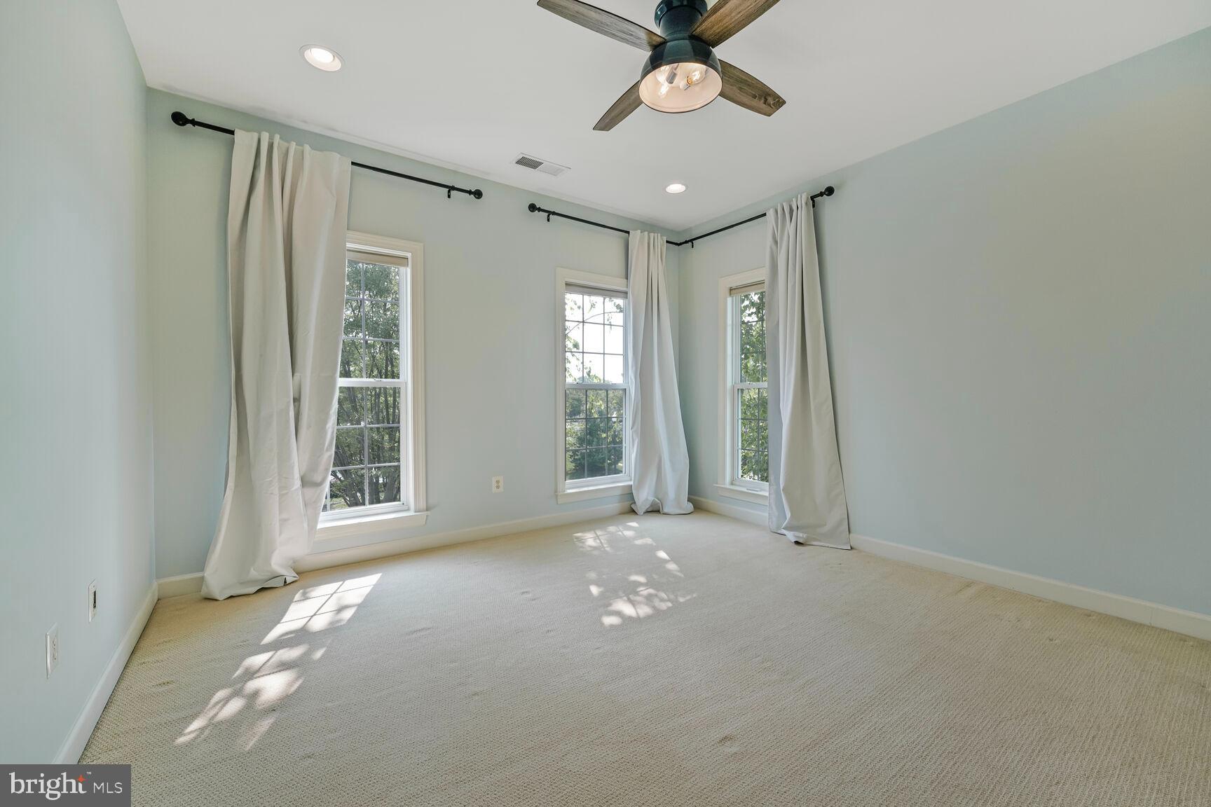 MONTICELLO - Residential