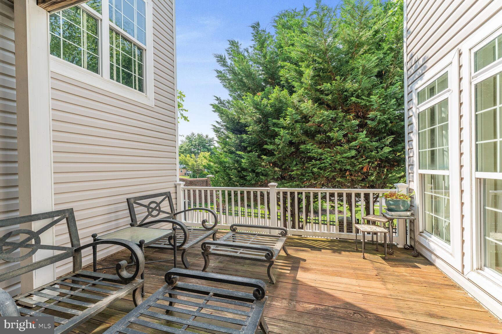 MONTICELLO - Residential