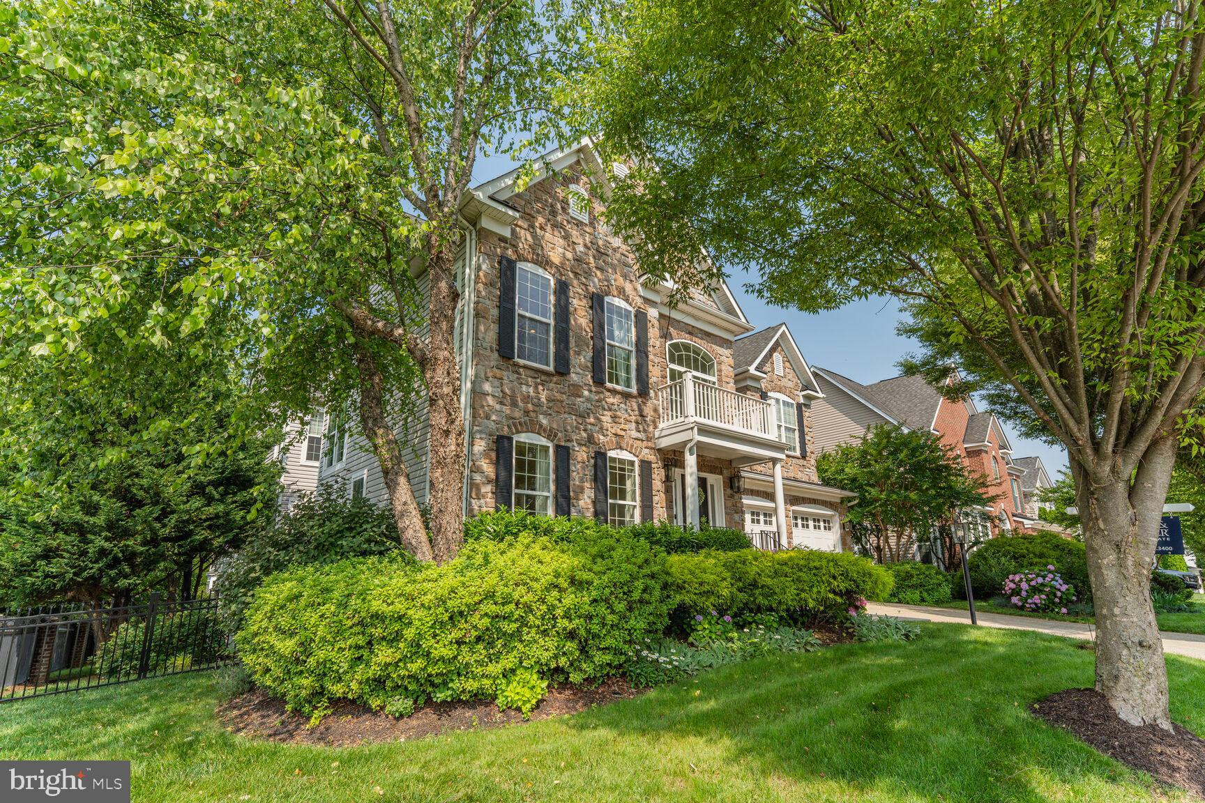 MONTICELLO - Residential