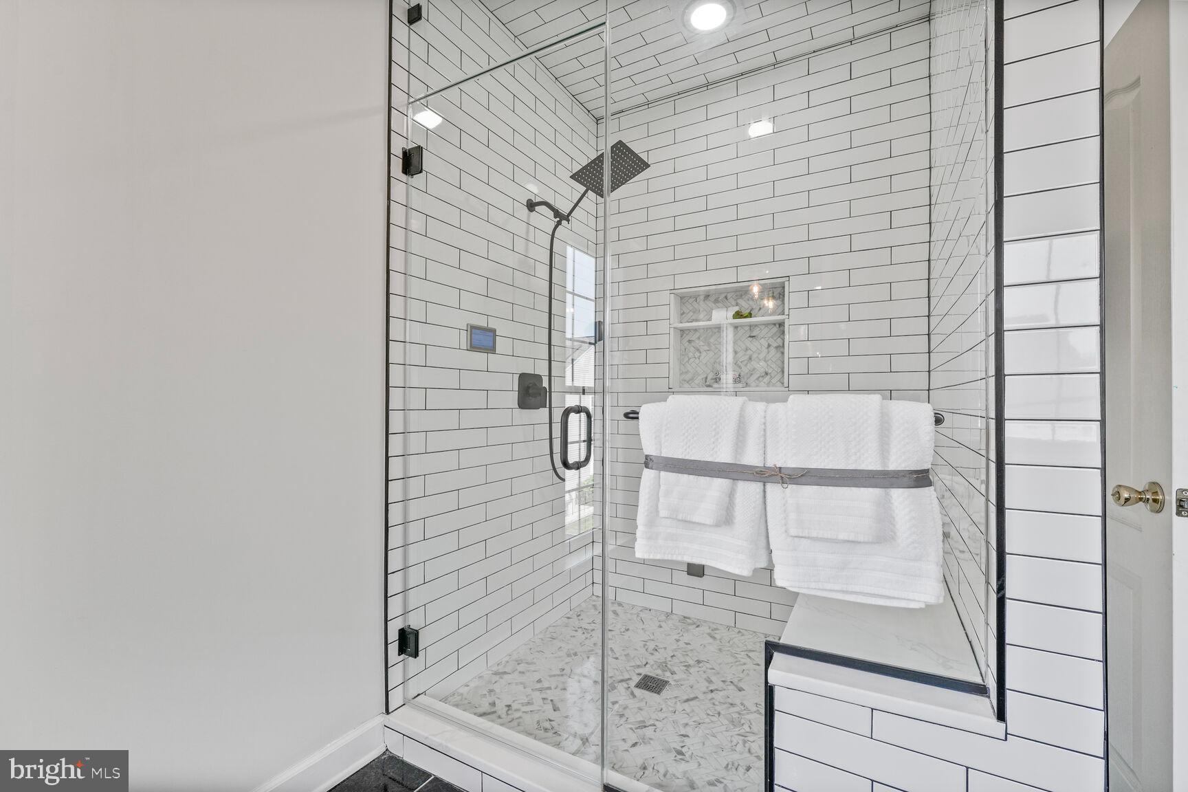 MONTICELLO - Residential