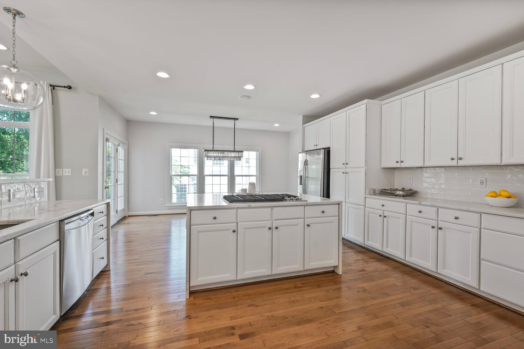 MONTICELLO - Residential