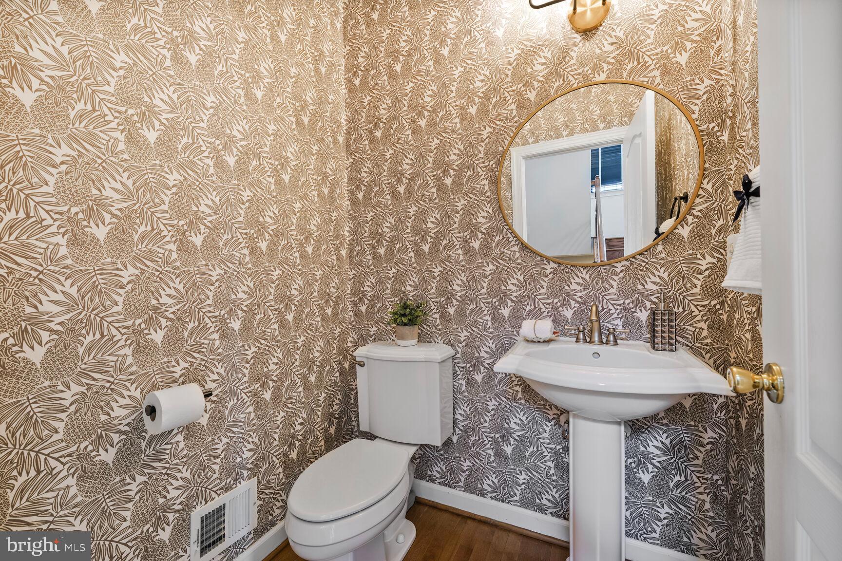 MONTICELLO - Residential