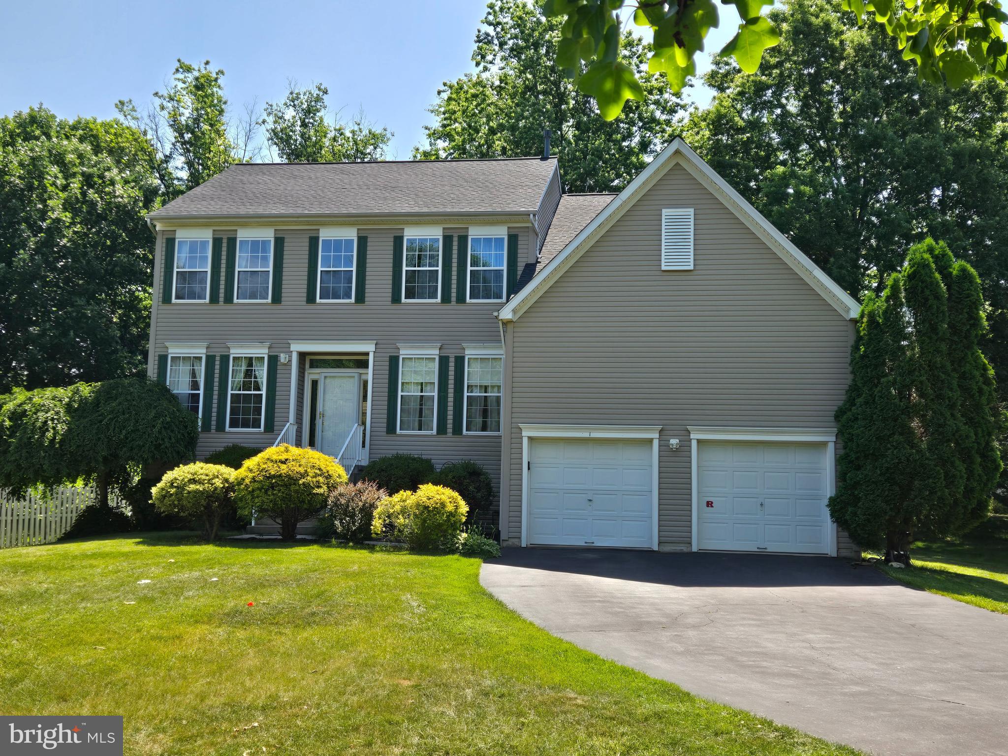 1 WARWICK PLACE