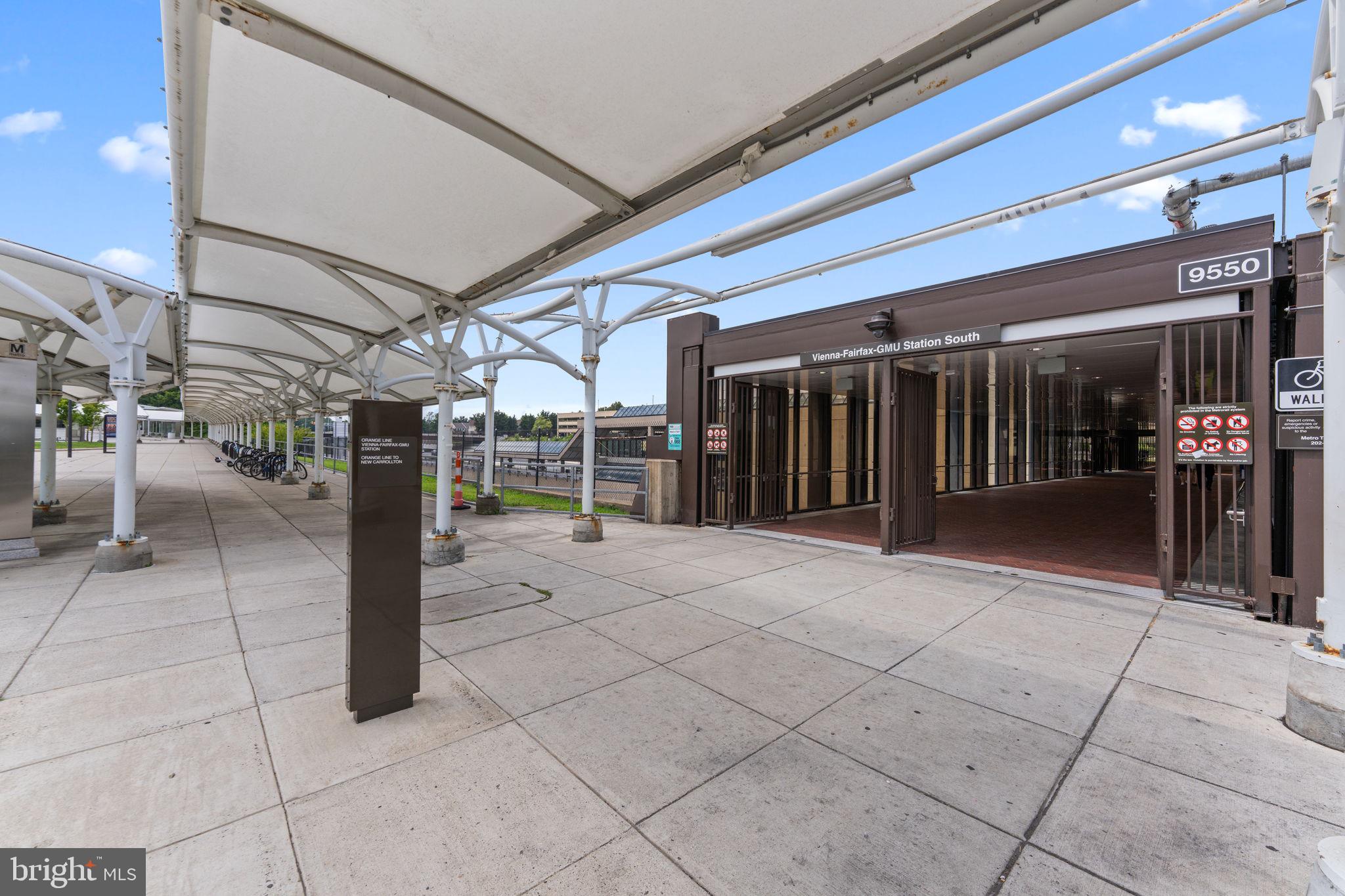 VIENNA STATION - Residential