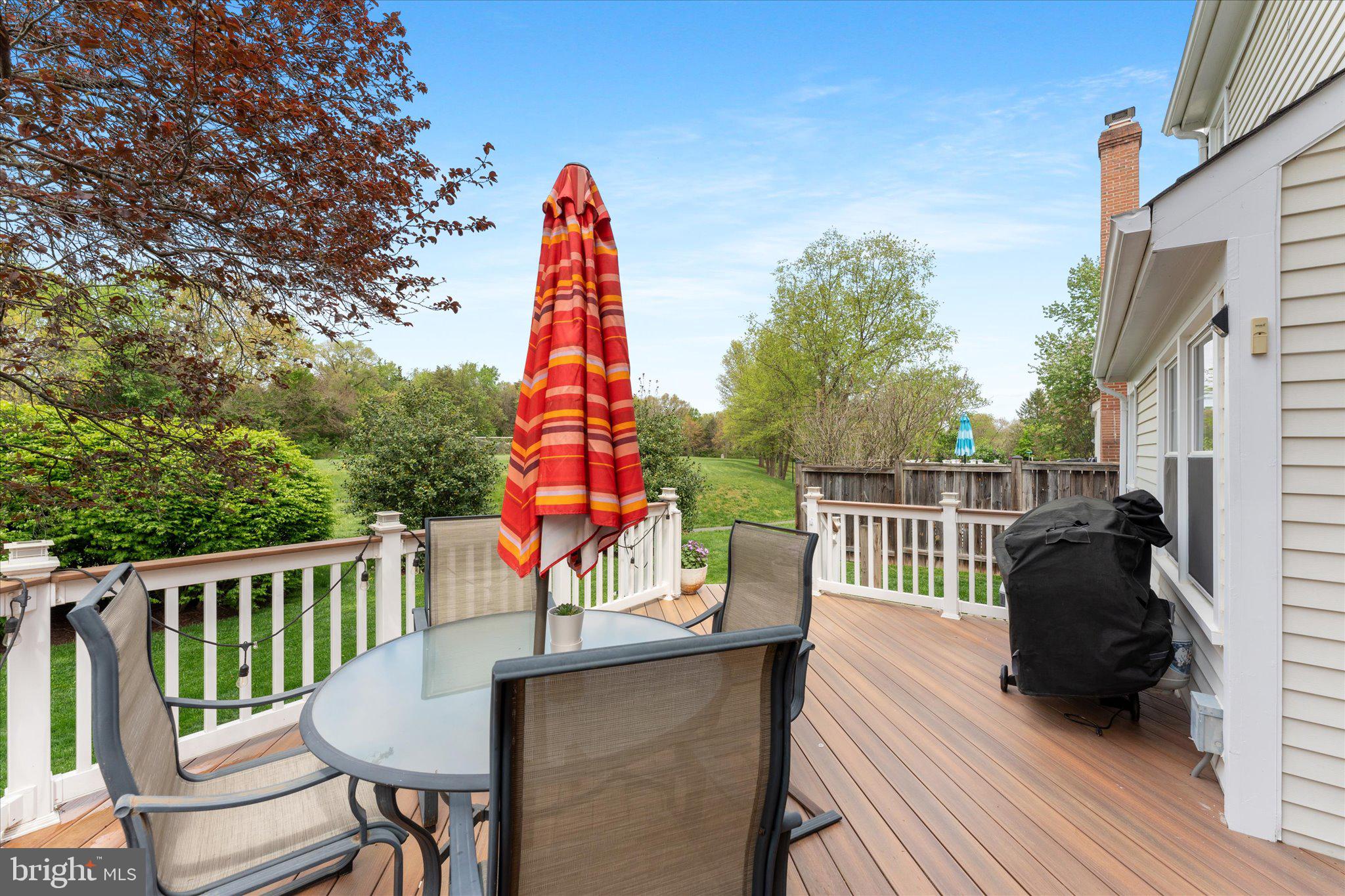 WOODLAND VILLAGE - Residential